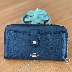 Coach Phone wallet
